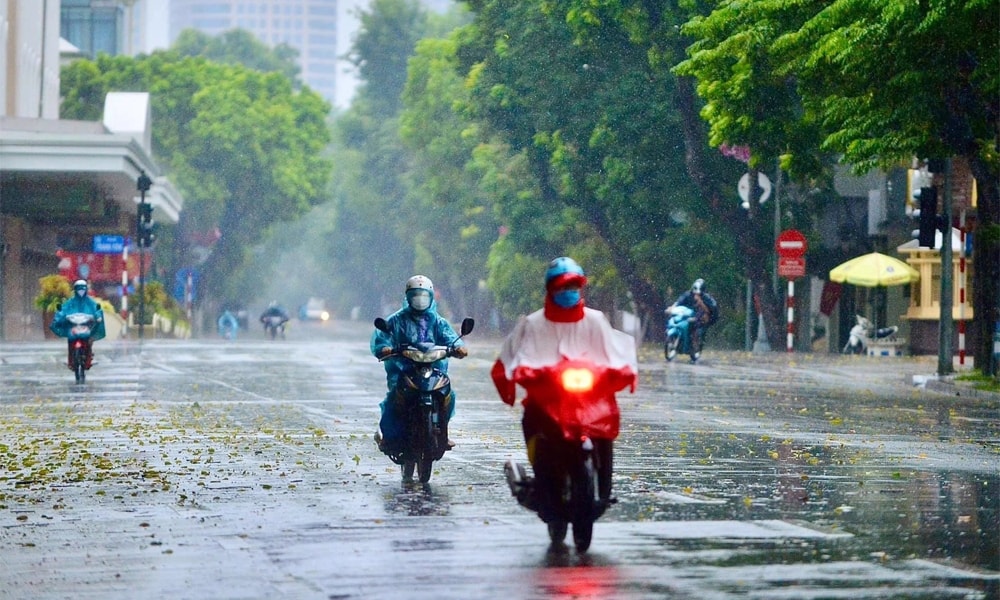 Cảnh báo thời tiết mưa rét ảnh hưởng đến giao thông tại Hà Nam