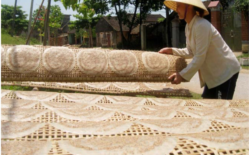 Bánh đa Kiện Khê quà quê Hà Nam