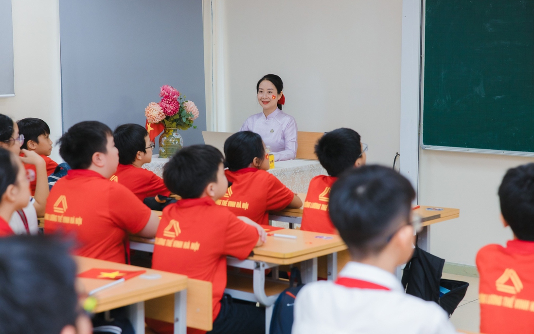 Thực tế học tập tại trường chuyên Biên Hòa 1