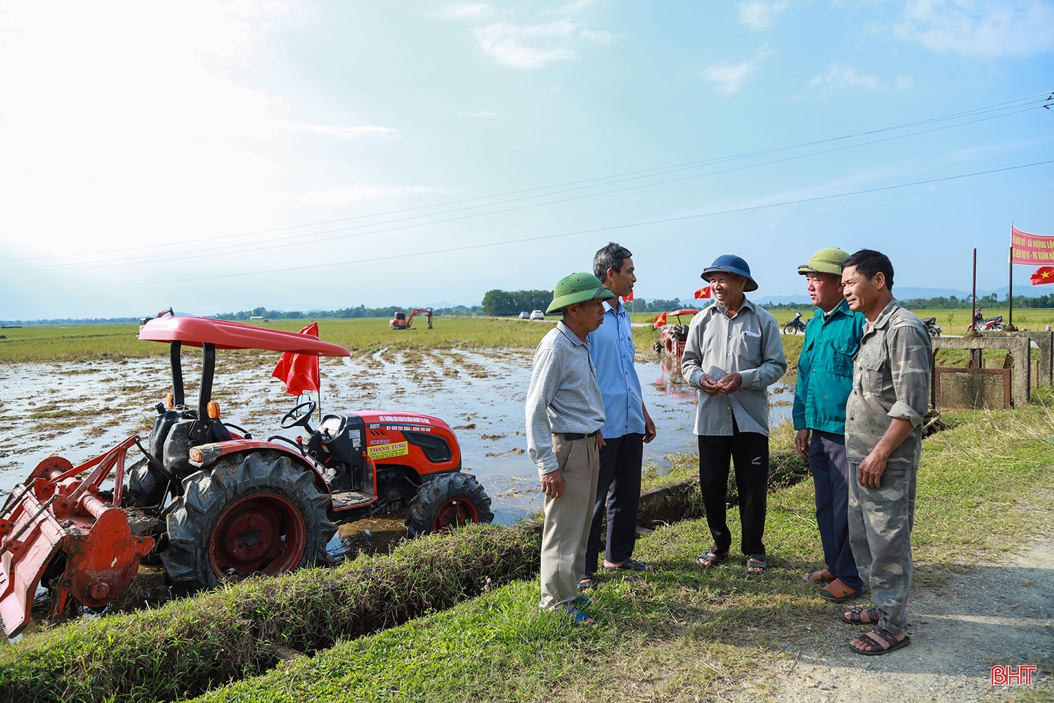 Đường giao thông nông thôn mới khang trang tại Hà Nam kích thích kinh tế
