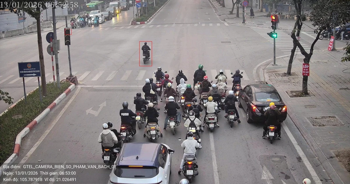 Mắt thần giám sát giao thông tại trung tâm thành phố Phủ Lý